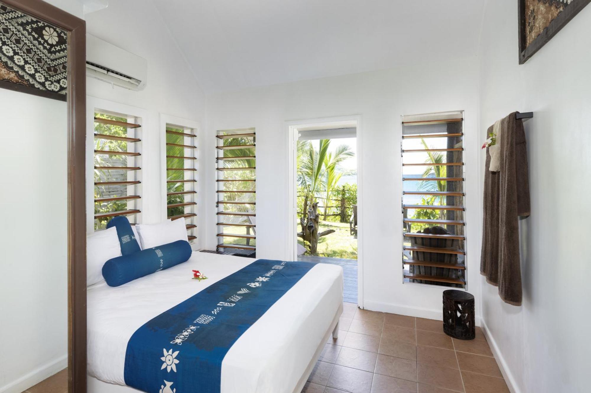 Oarsman'S Bay Lodge Naisisili Екстериор снимка